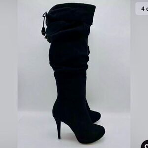 NWT Thalia Brisa Gorgeous 7.5 W Knee High Black Suede Stilettos High Heel Boots